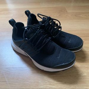 Black and White Nike Presto Sneaker Women 7
